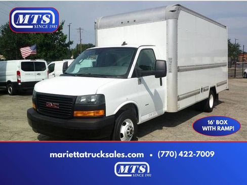 Used 2021 GMC Savana 3500 Extended RWD image 1