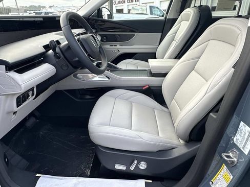 New 2026 Lincoln Nautilus Premier w/ Equipment Group 102A image 9