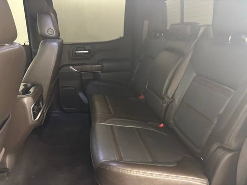 Used 2019 GMC Sierra 1500 Denali w/ Denali Ultimate Package AWD/4WD image 11