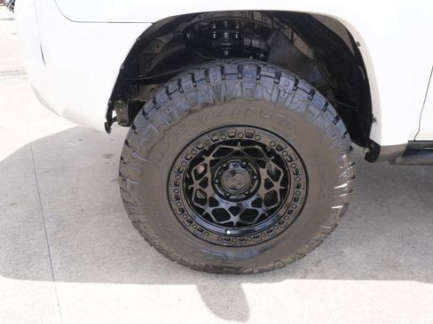 Used 2024 Toyota 4Runner TRD Off-Road image 27