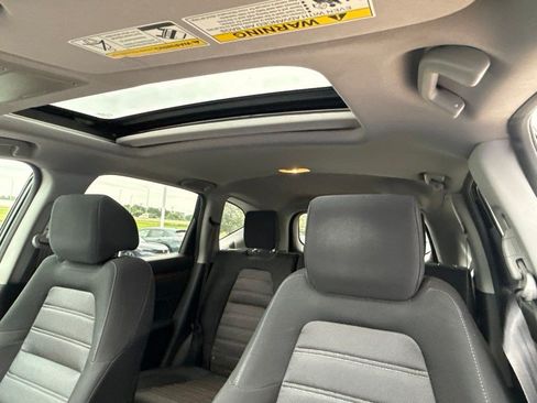 Used 2017 Honda CR-V EX image 11