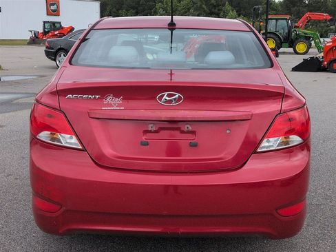 Used 2016 Hyundai Accent SE w/ Option Group 02 FWD image 4