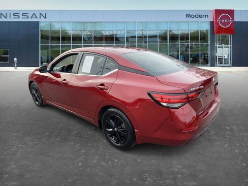 Certified 2022 Nissan Sentra SV w/ Trunk Package image 6