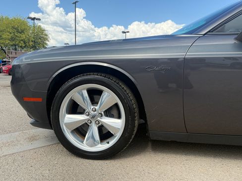 Used 2017 Dodge Challenger R/T Plus RWD image 10