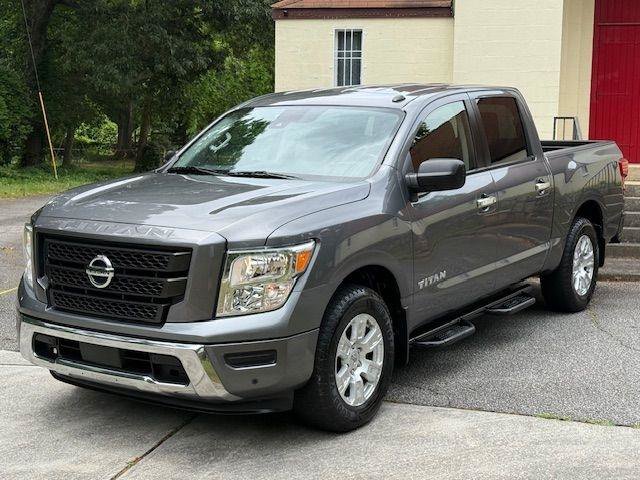 Used 2021 Nissan Titan SV w/ SV Convenience Package RWD image 12