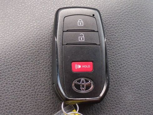 Used 2025 Toyota Tacoma SR5 image 24