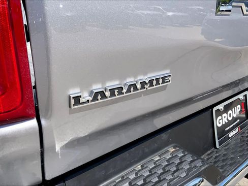 Used 2025 RAM 1500 Laramie image 10