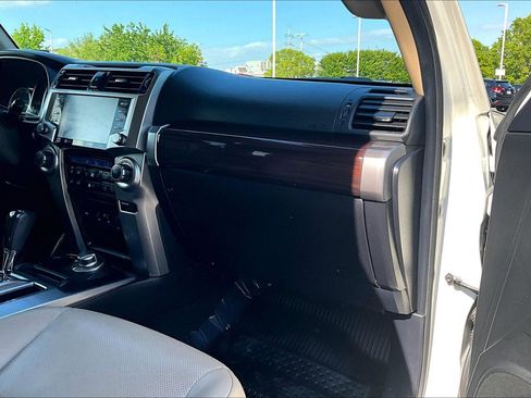 Used 2023 Toyota 4Runner Limited AWD/4WD image 15