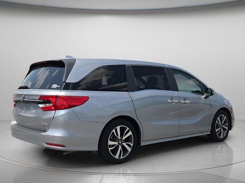 Used 2022 Honda Odyssey Touring image 7