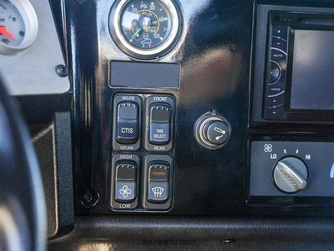 Used 2006 HUMMER H1 4-Door Wagon image 32