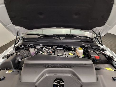 Used 2026 RAM 2500 Tradesman AWD/4WD image 32