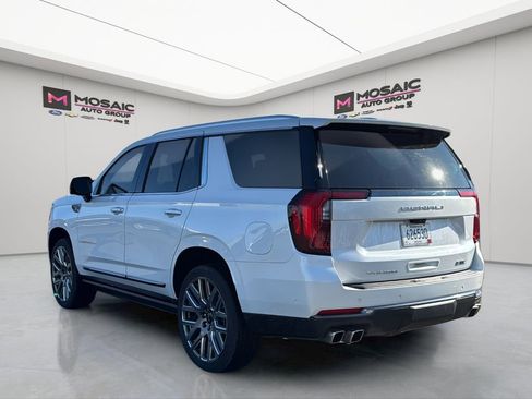 Used 2025 GMC Yukon Denali Ultimate w/ LPO, Floor Liner Package image 5