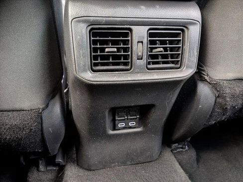 Used 2023 Toyota RAV4 XLE image 19