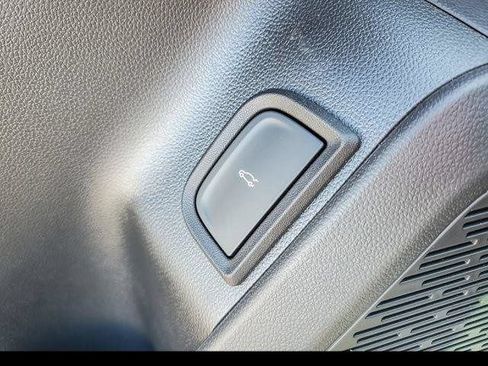 New 2026 GMC Terrain AT4 w/ Convenience Package III AWD/4WD image 25