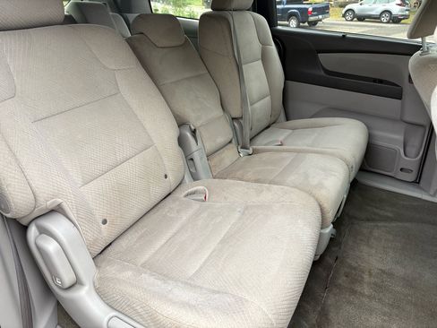 Used 2017 Honda Odyssey EX image 24