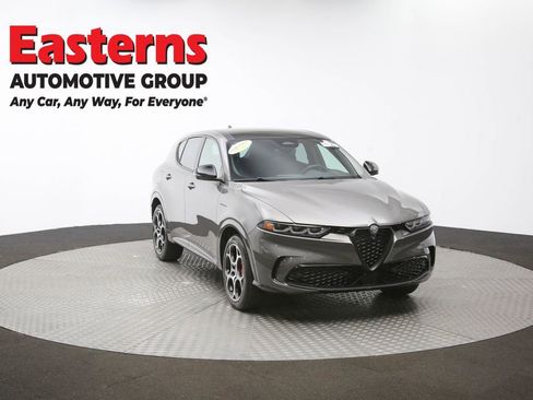 Used 2024 Alfa Romeo Tonale Veloce w/ Active Assist Package AWD/4WD image 48