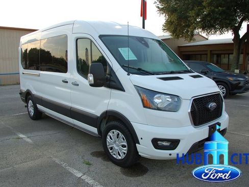 Used 2024 Ford Transit 350 XLT RWD image 7