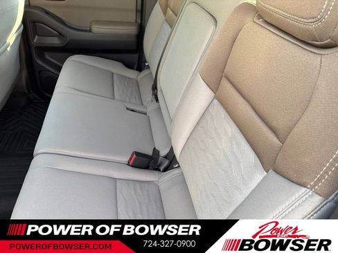 Used 2024 Nissan Frontier SV w/ Technology Package AWD/4WD image 11