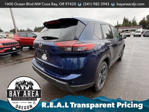 Used 2025 Nissan Rogue SV FWD image 6