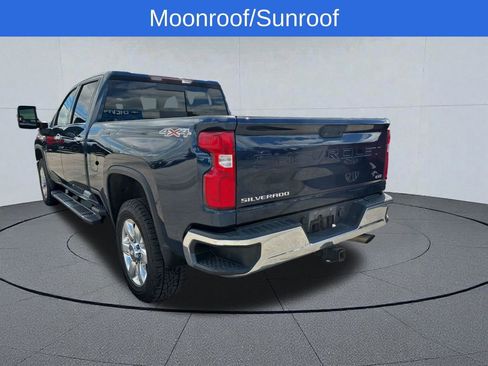 Used 2020 Chevrolet Silverado 3500 LTZ w/ LTZ Convenience Package AWD/4WD image 3