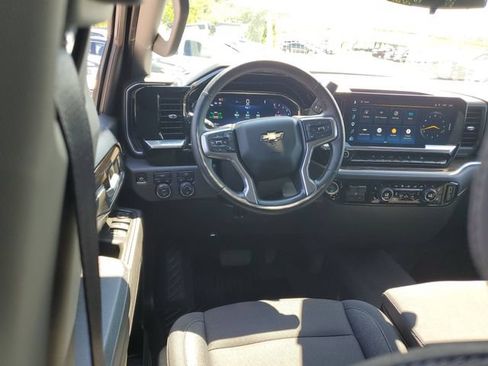 Used 2025 Chevrolet Silverado 1500 LT w/ Convenience Package II AWD/4WD image 11