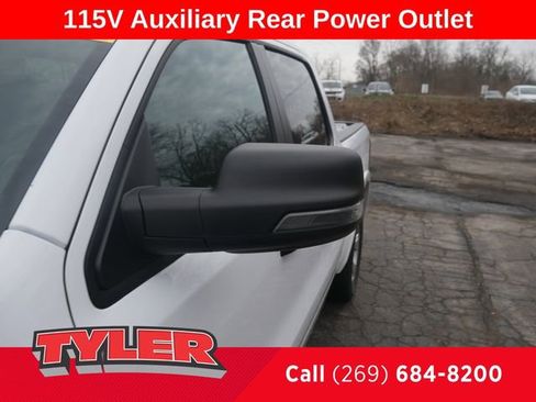 Used 2025 RAM 1500 Big Horn AWD/4WD image 12