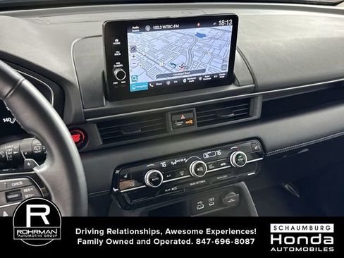 Certified 2023 Honda Pilot Touring image 6