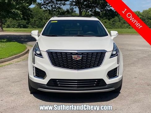 Used 2024 Cadillac XT5 Premium Luxury FWD image 2
