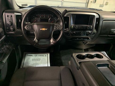 Used 2018 Chevrolet Silverado 1500 LT w/ All Star Edition image 4