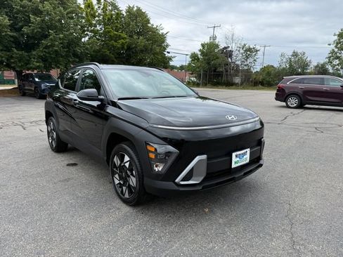 Used 2025 Hyundai Kona SEL AWD/4WD image 21