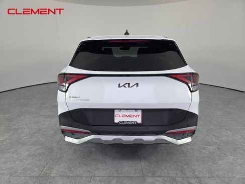 Used 2023 Kia Sportage EX image 7