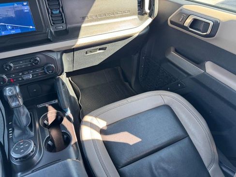 Used 2021 Ford Bronco Wildtrak image 15