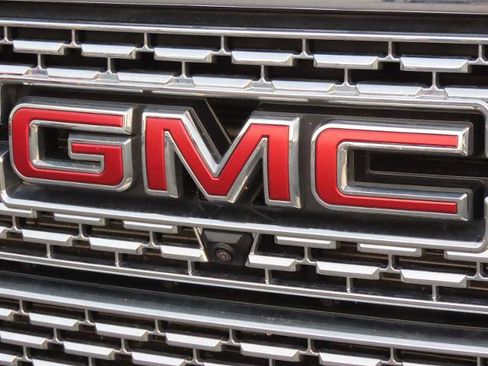 Used 2022 GMC Sierra 3500 Denali w/ Denali Ultimate Package image 11