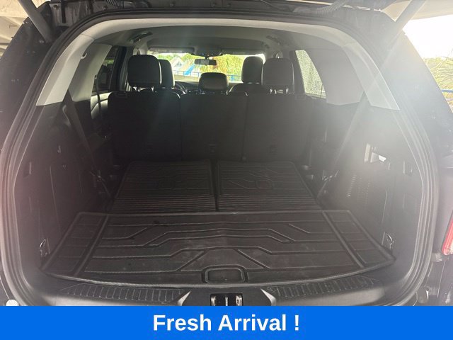 Used 2022 Ford Explorer XLT w/ Equipment Group 202A RWD image 4