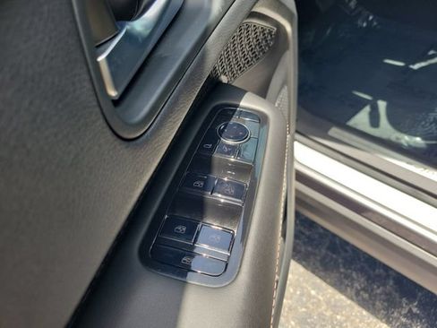 Certified 2023 Nissan Ariya AWD image 13