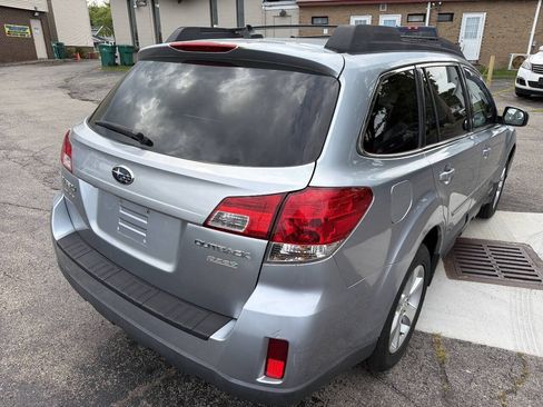 Used 2014 Subaru Outback 2.5i Limited AWD/4WD image 8