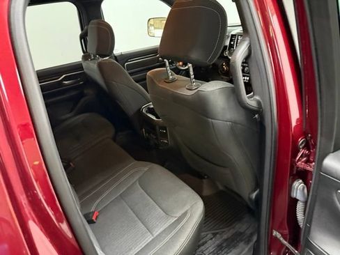 Used 2019 RAM 1500 Big Horn AWD/4WD image 32