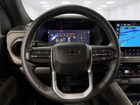 Used 2023 Chevrolet Colorado ZR2 AWD/4WD image 35