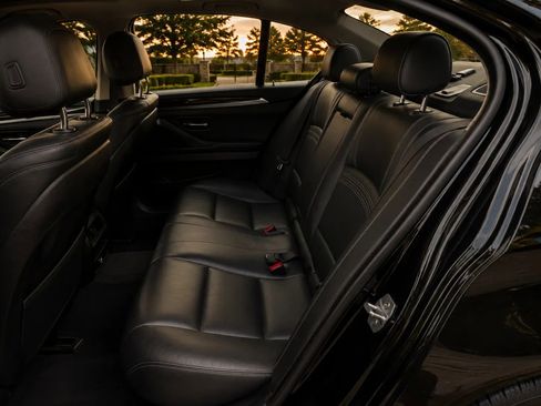 Used 2015 BMW 528i Sedan RWD image 4