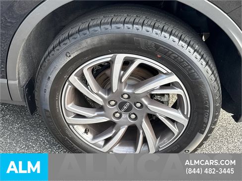 Used 2025 Lincoln Corsair AWD w/ Equipment Group 101A image 24
