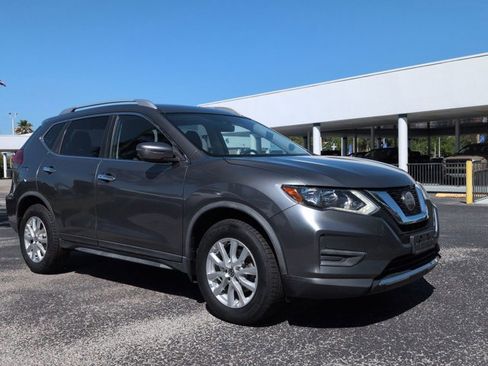 Certified 2019 Nissan Rogue SV AWD/4WD image 2