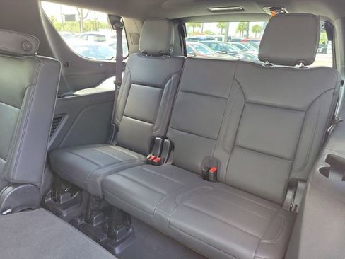 Used 2025 Chevrolet Tahoe LT AWD/4WD image 19