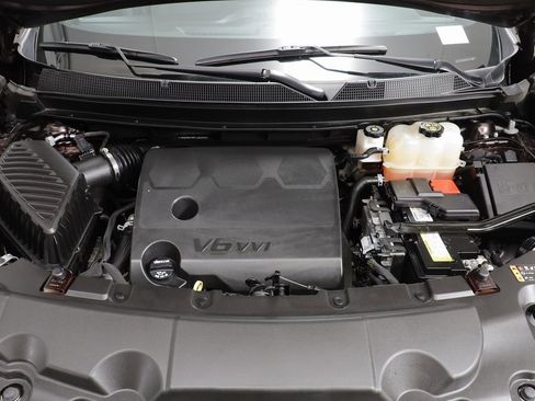 Certified 2023 Chevrolet Traverse LT image 24