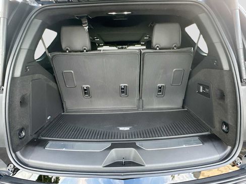 Used 2026 Cadillac Escalade Platinum Sport w/ LPO, ONYX Package AWD/4WD image 29