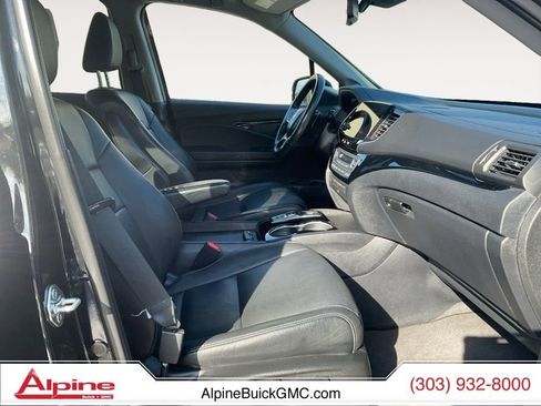 Used 2019 Honda Pilot Touring image 15