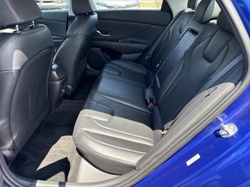 Used 2024 Hyundai Elantra Limited FWD image 29