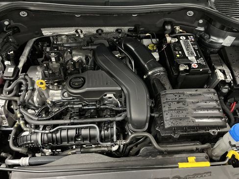 Used 2022 Volkswagen Taos SE w/ IQ.Drive SE Package image 35