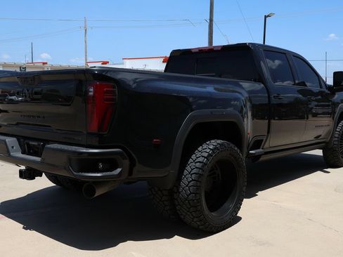 Used 2026 GMC Sierra 3500 Denali Ultimate AWD/4WD image 5