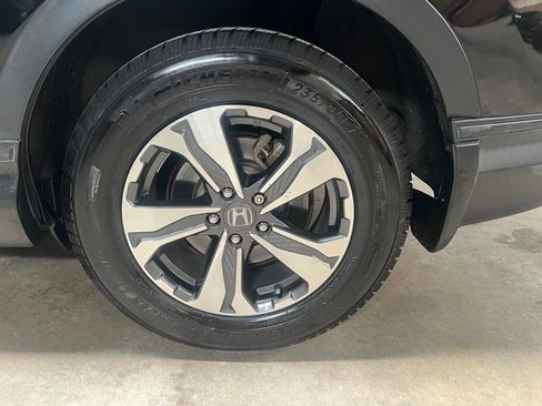 Used 2019 Honda CR-V LX image 14