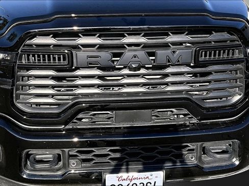Used 2025 RAM 2500 Big Horn AWD/4WD image 26